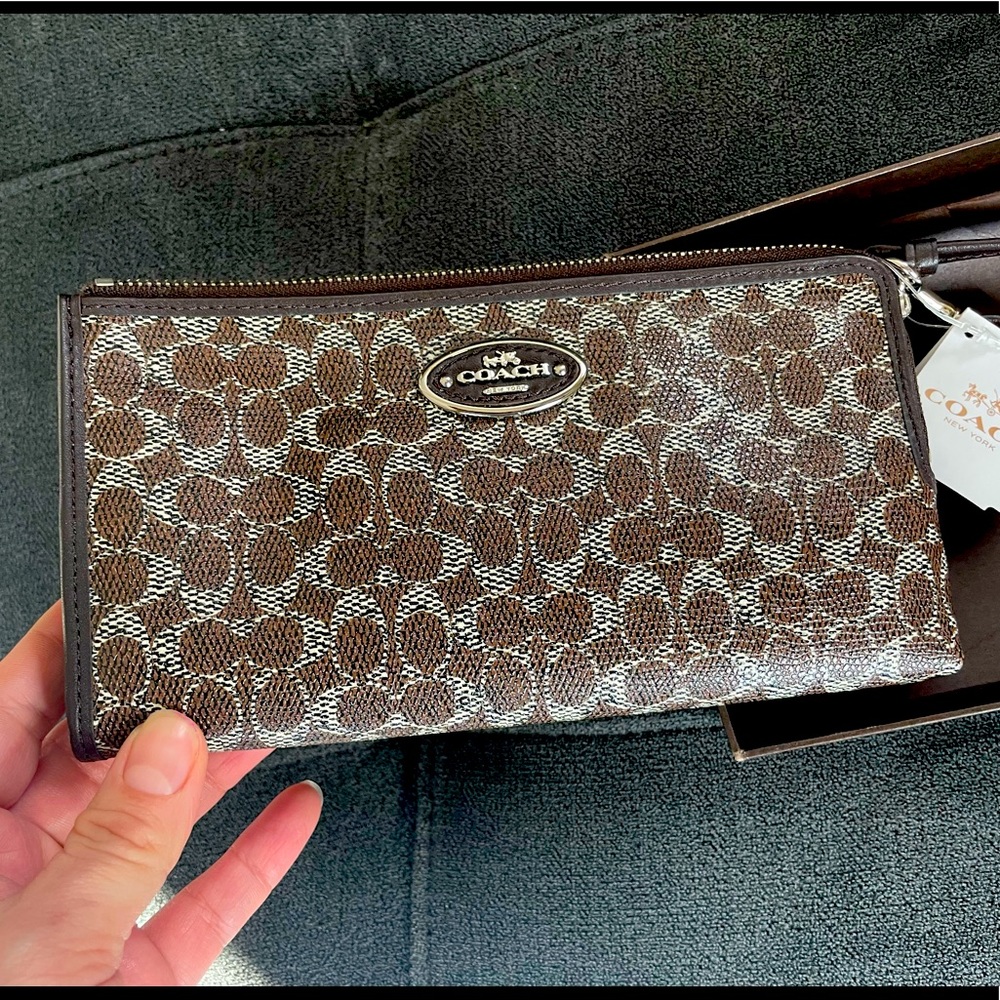 New coach wristlet